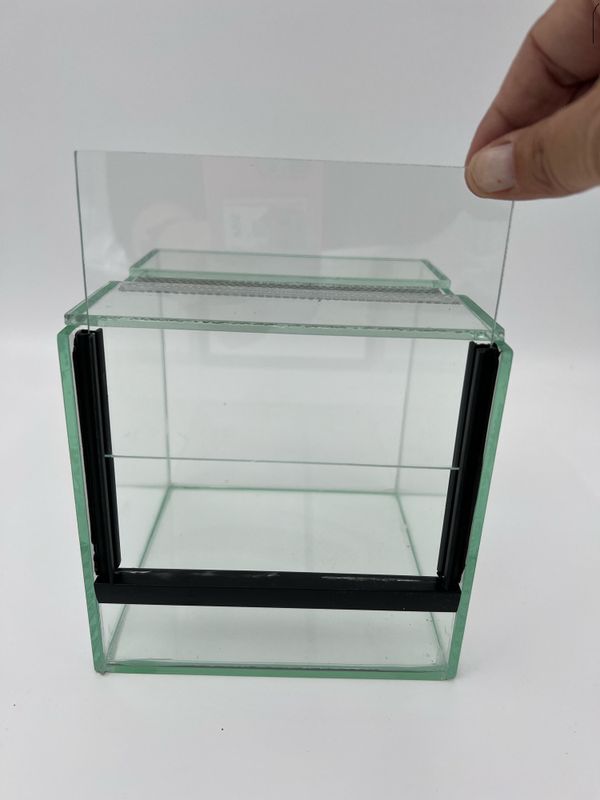 Glass terrarie med giljotin 15x15x15cm